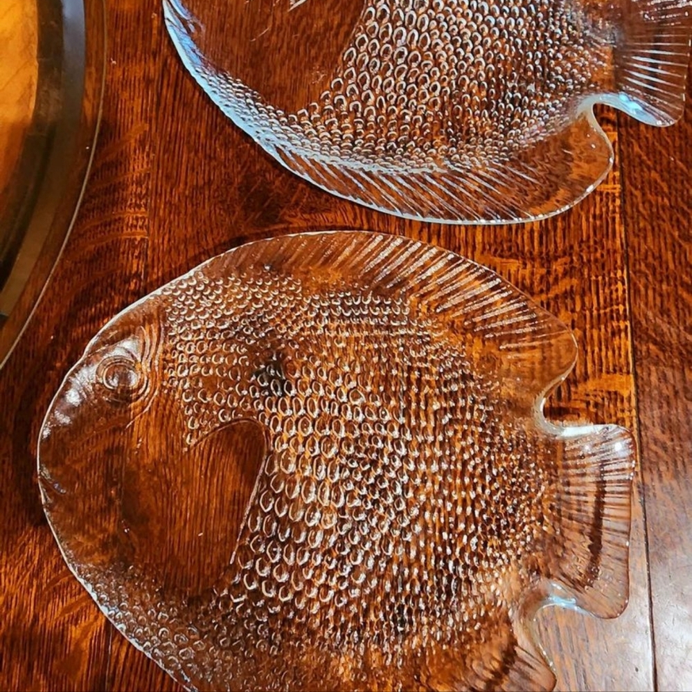Arcoroc fish plates (2)